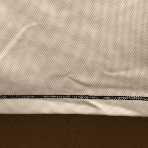 Made For Life athletic top. Small.  Very good condition. Worn just a few times. - Picture 8 of 12